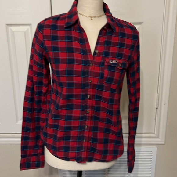 Hollister red & navy plaid flannel button down shirt Size S - Picture 1 of 17